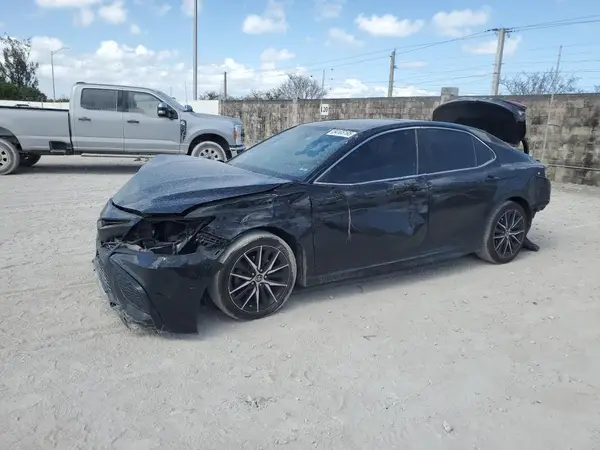 4T1S11AK5NU683630 2022 TOYOTA CAMRY - Image 1