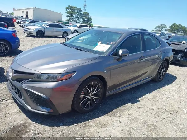 4T1S11AK5RU210557 2024 TOYOTA CAMRY - Image 2