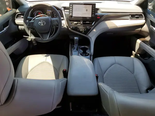 4T1S11AK6MU483080 2021 TOYOTA CAMRY - Image 8