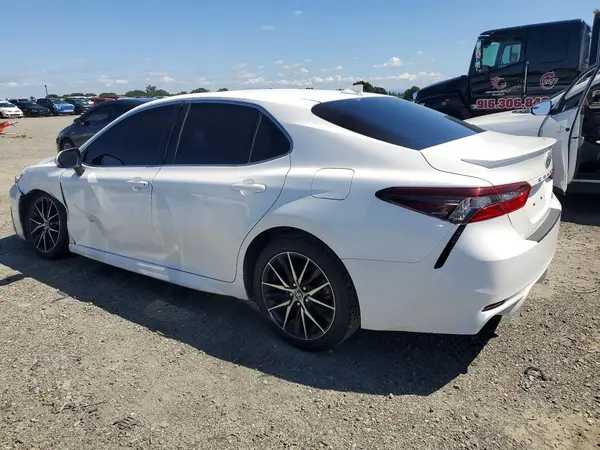 4T1S11AK6RU240148 2024 TOYOTA CAMRY - Image 2