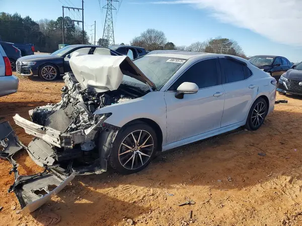 4T1S11AK6RU240943 2024 TOYOTA CAMRY - Image 1