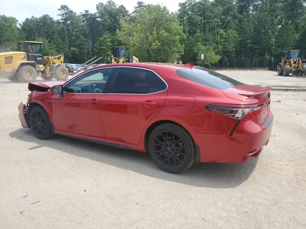 4T1S11AK7MU450170 2021 TOYOTA CAMRY - Image 2
