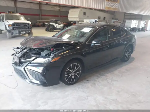 4T1S11AK7PU134689 2023 TOYOTA CAMRY - Image 2