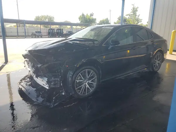 4T1S11AK7PU730272 2023 TOYOTA CAMRY - Image 1