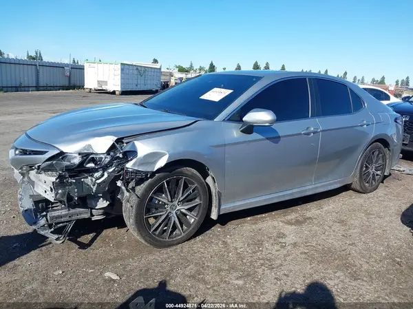 4T1S11AK7RU201262 2024 TOYOTA CAMRY - Image 2
