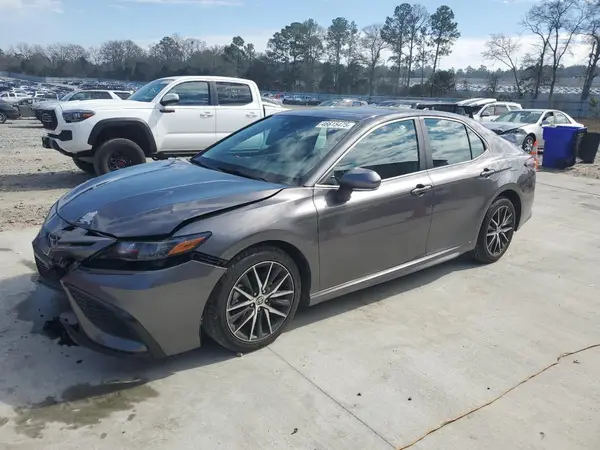 4T1S11AK8MU531419 2021 TOYOTA CAMRY - Image 1