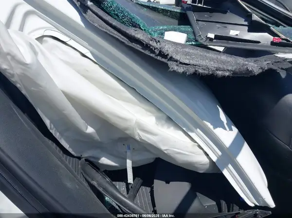 4T1S11AK8NU658463 2022 TOYOTA CAMRY - Image 8