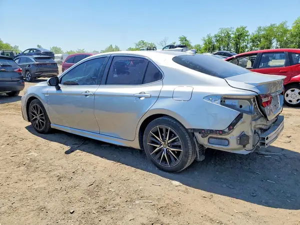 4T1S11AK9MU494672 2021 TOYOTA CAMRY - Image 2