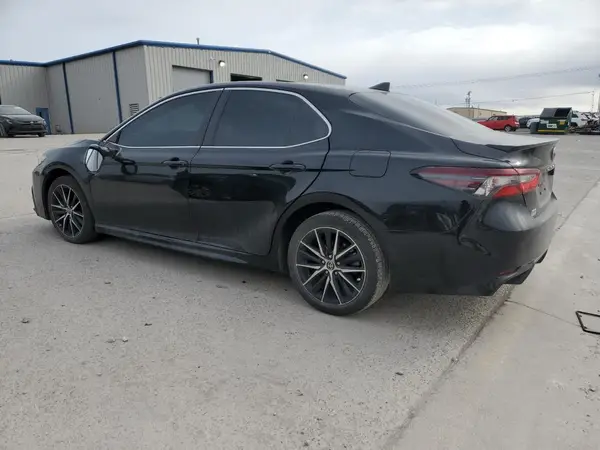 4T1S11AKXNU660103 2022 TOYOTA CAMRY - Image 2