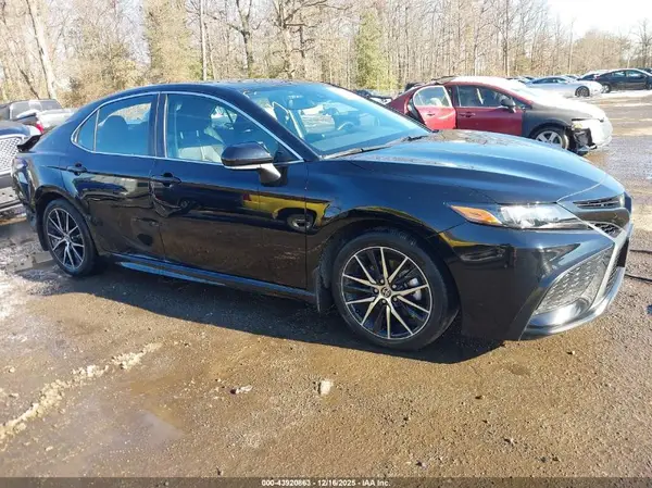 4T1S11AKXPU783984 2023 TOYOTA CAMRY - Image 1