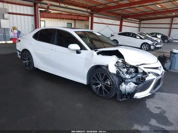 4T1S11BK0RU115614 2024 TOYOTA CAMRY - Image 1