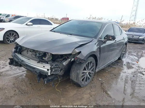 4T1S11BK2NU063851 2022 TOYOTA CAMRY - Image 2