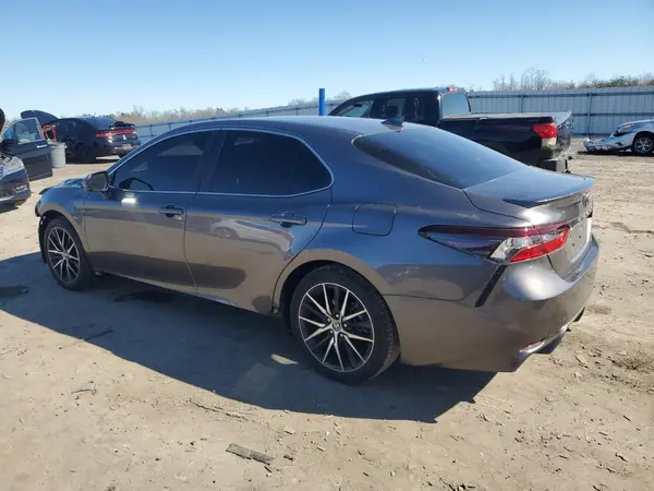 4T1S11BK4NU067674 2022 TOYOTA CAMRY - Image 2