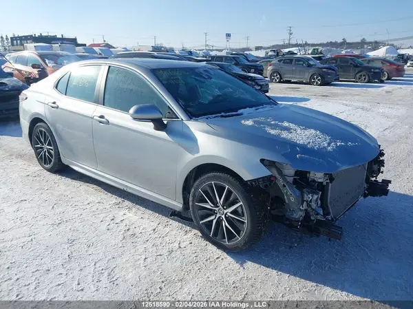 4T1S11BK5RU131825 2024 TOYOTA CAMRY - Image 1