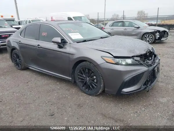4T1S11BK6NU060368 2022 TOYOTA CAMRY - Image 1