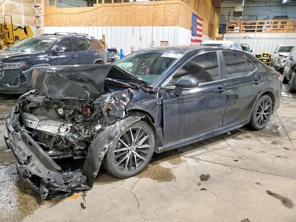 4T1S11BK7MU033078 2021 TOYOTA CAMRY - Image 1