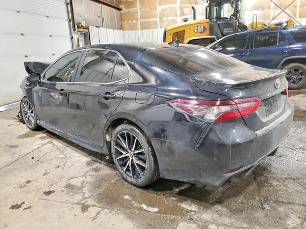 4T1S11BK7MU033078 2021 TOYOTA CAMRY - Image 2