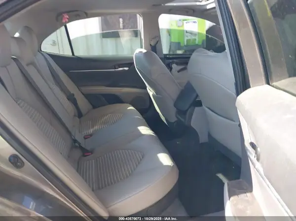 4T1S31AK0MU548256 2021 TOYOTA CAMRY - Image 8
