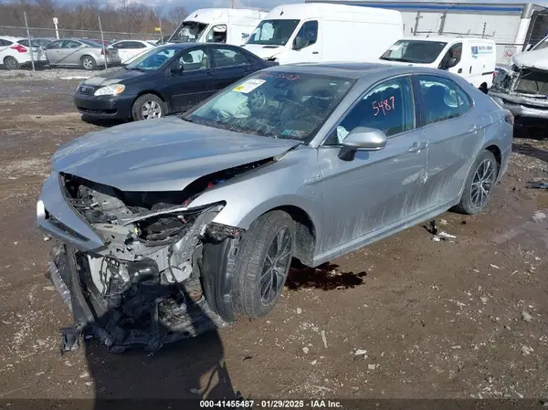 4T1S31AK0MU559810 2021 TOYOTA CAMRY - Image 2