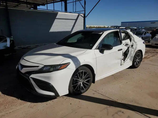 4T1S31AK0NU587236 2022 TOYOTA CAMRY - Image 1
