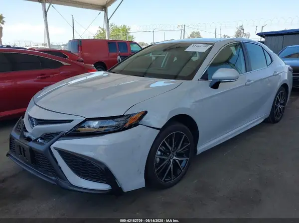4T1S31AK0RU077023 2024 TOYOTA CAMRY - Image 2
