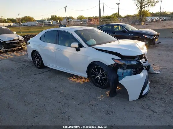 4T1S31AK1PU602989 2023 TOYOTA CAMRY - Image 1