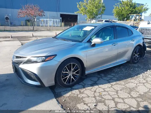 4T1S31AK1RU622419 2024 TOYOTA CAMRY - Image 2