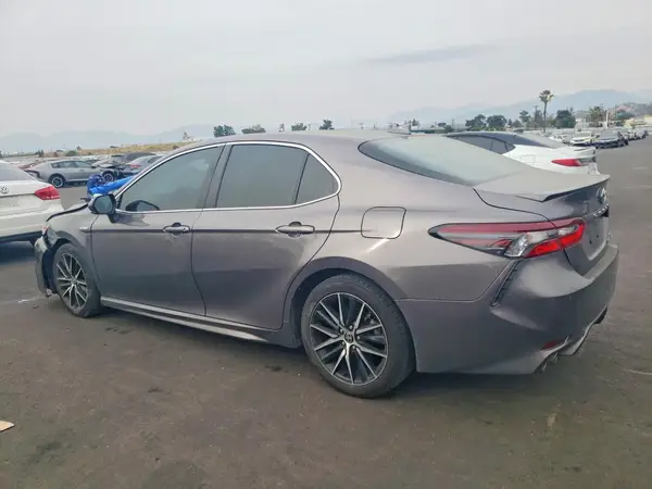 4T1S31AK2MU566242 2021 TOYOTA CAMRY - Image 2