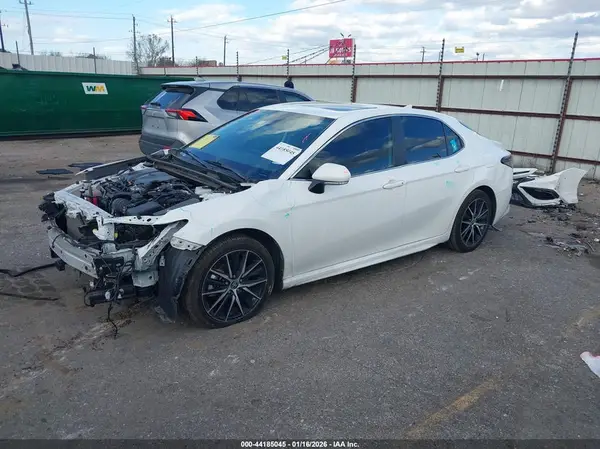4T1S31AK2NU593782 2022 TOYOTA CAMRY - Image 2