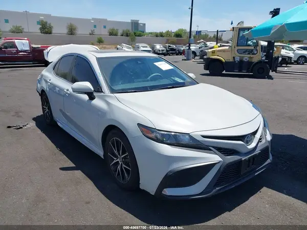 4T1S31AK2RU066895 2024 TOYOTA CAMRY - Image 1