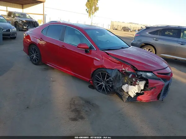 4T1S31AK3MU020582 2021 TOYOTA CAMRY - Image 1