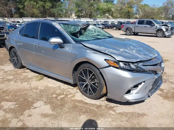 4T1S31AK3MU555315 2021 TOYOTA CAMRY - Image 1