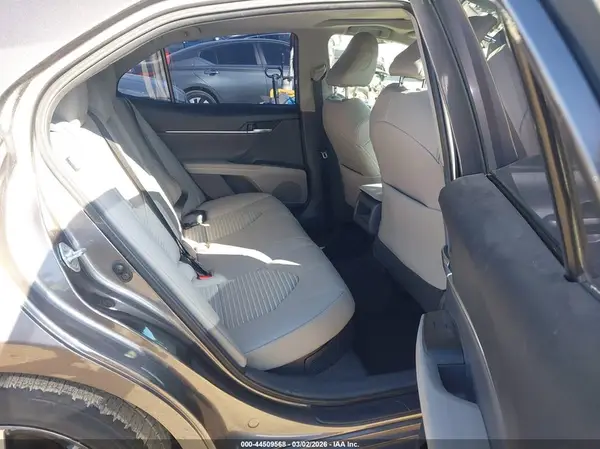 4T1S31AK3MU560093 2021 TOYOTA CAMRY - Image 8