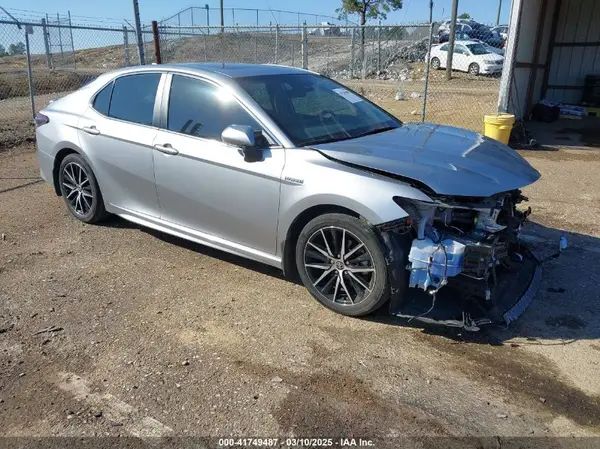 4T1S31AK3MU567450 2021 TOYOTA CAMRY - Image 1