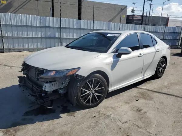4T1S31AK3NU045760 2022 TOYOTA CAMRY - Image 1