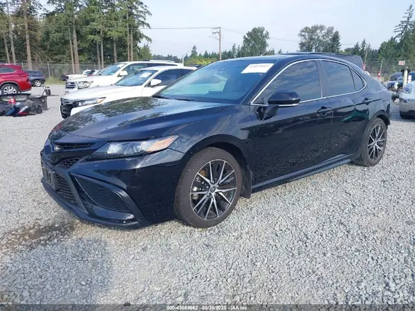 4T1S31AK3NU584024 2022 TOYOTA CAMRY - Image 2