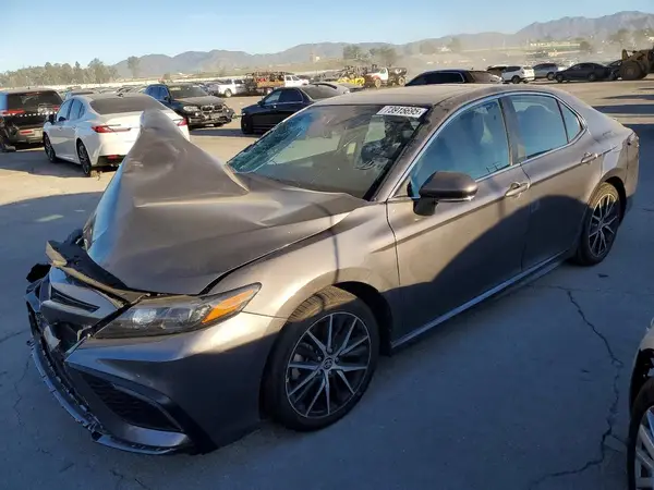 4T1S31AK3NU589367 2022 TOYOTA CAMRY - Image 1