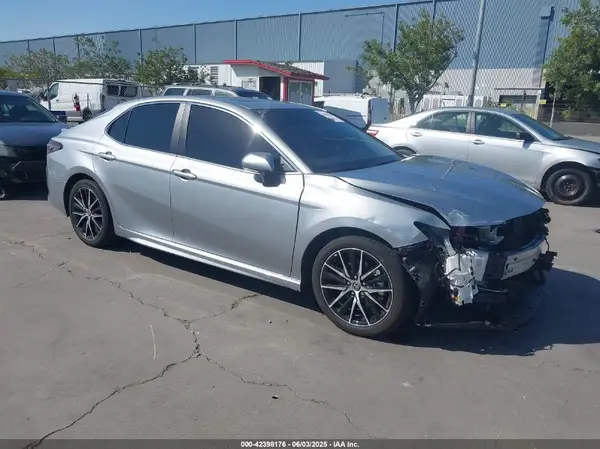 4T1S31AK3PU059466 2023 TOYOTA CAMRY - Image 1