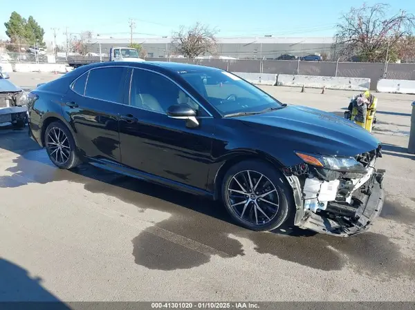 4T1S31AK3RU626441 2024 TOYOTA CAMRY - Image 1