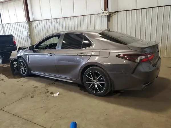 4T1S31AK4MU024768 2021 TOYOTA CAMRY - Image 2