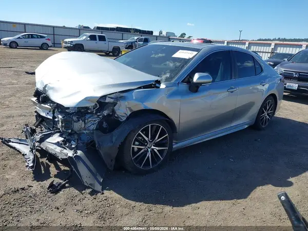 4T1S31AK4NU589166 2022 TOYOTA CAMRY - Image 2