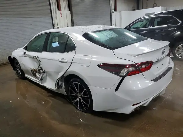 4T1S31AK4PU058956 2023 TOYOTA CAMRY - Image 2