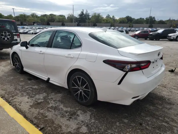 4T1S31AK5MU556031 2021 TOYOTA CAMRY - Image 2