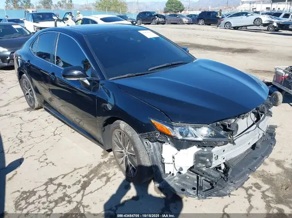 4T1S31AK5PU610352 2023 TOYOTA CAMRY - Image 1