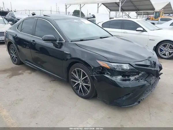 4T1S31AK6MU554479 2021 TOYOTA CAMRY - Image 1