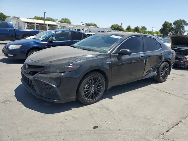 4T1S31AK6MU555096 2021 TOYOTA CAMRY - Image 1