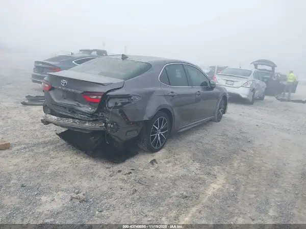 2022 TOYOTA CAMRY IAAI lot 43740095 auction photo 4