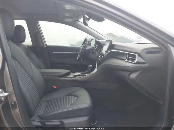 2022 TOYOTA CAMRY IAAI lot 43740095 auction photo 5