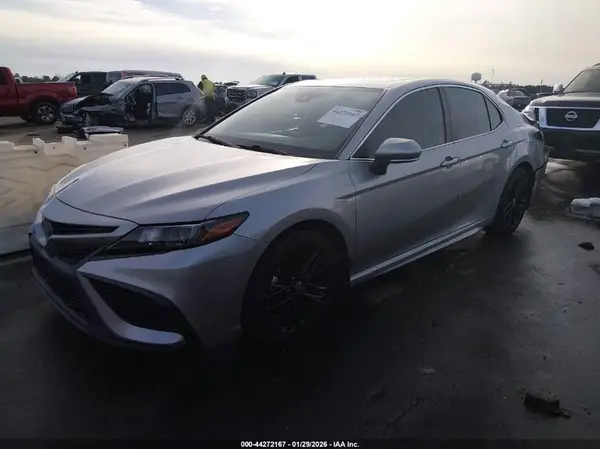 4T1S31AK7MU569086 2021 TOYOTA CAMRY - Image 2