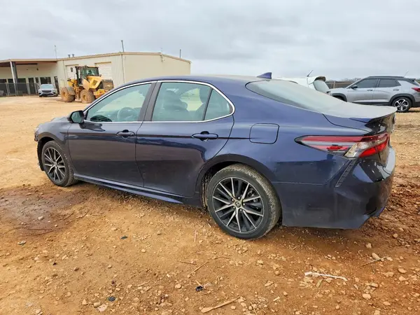 4T1S31AK7NU579019 2022 TOYOTA CAMRY - Image 2
